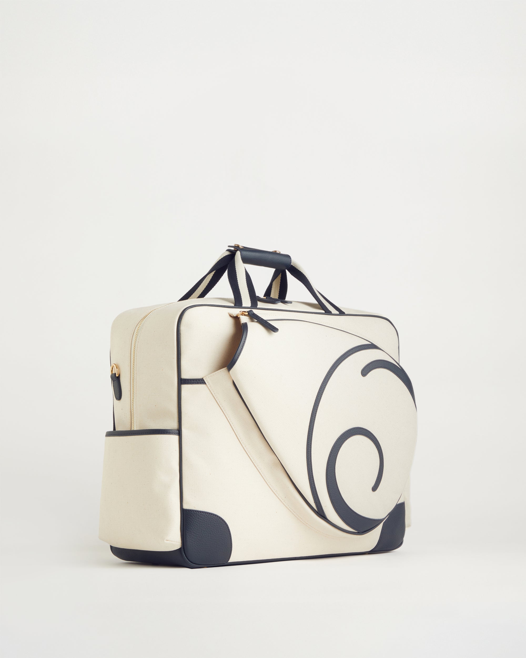 Cora - Cream with Navy